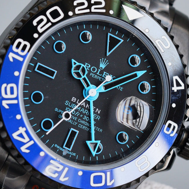 GMT-MASTER II CUSTOM BLACK BATMAN BEZEL BLUE NUMERALS