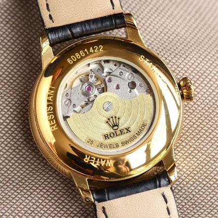 OYSTER PERPETUAL 41MM WHITE DIAL DIAMOND NUMERALS