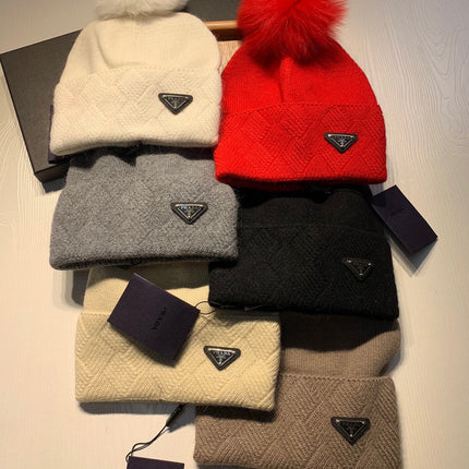 BEANIE HAT IN CAMEL BROWN WOOL AND RABBIT FUR 361437
