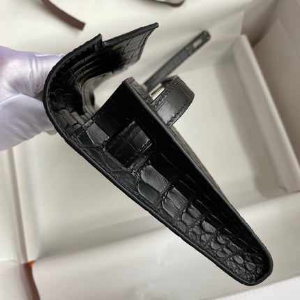 KELLY CUT 31 IN BLACK ALLIGATOR LEATHER WITH SILVER HARDWARE