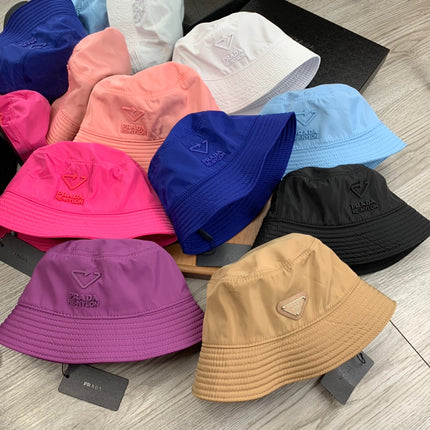 BUCKET HAT IN BLACK RE-NYLON 234098