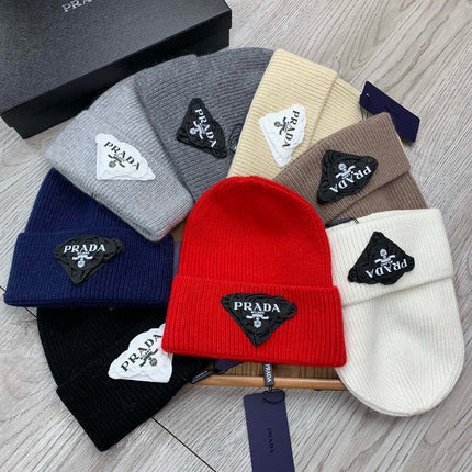 BEANIE HAT IN BISQUE BEIGE WOOL 431355