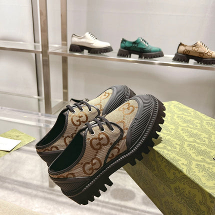 GUCCI 26S LACE-UP SHOES IN BEIGE AND BLACK GG CANVAS