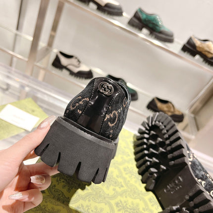 GUCCI 26S LACE-UP SHOES IN BLACK VELVET STYLE 4