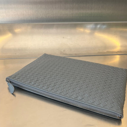 INTRECCIATO 30 IN GREY STEEL LAMBSKIN