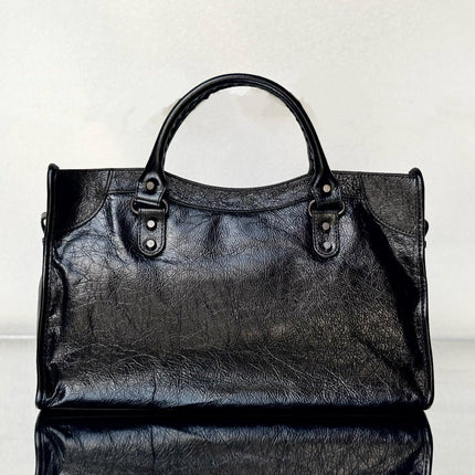 MINI 24 LE CITY BAG IN BLACK LEATHER