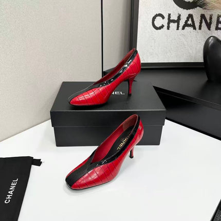 CHANEL 26S SQUARE-TOE PUMP IN RED CROCODILE-EMBOSSED LAMBSKIN WITH WHITE TRIM
