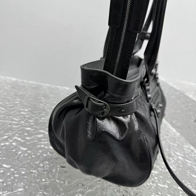 NEO CAGOLE 32 IN BLACK CALFSKIN BLACK HARDWARE