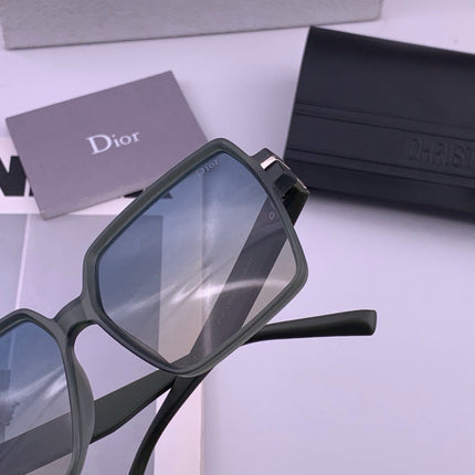 DIOR 26S OVERSIZED SQUARE FRAME IN ACETATE 500310