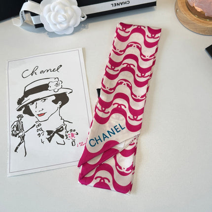 CHANEL 26S TWILLY SCARF 120 IN SILK 351059