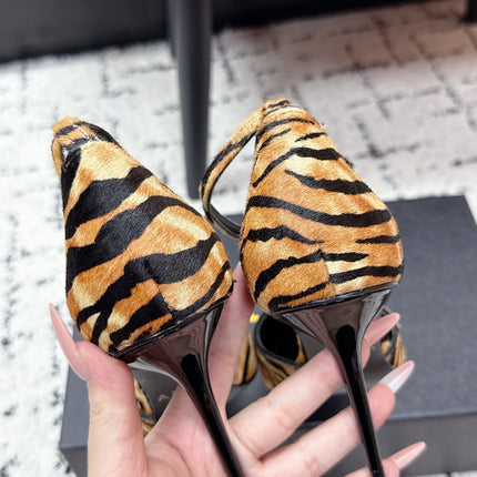 ALAIA 26S POINTED-TOE HEELS 90 MM IN TIGER PRINT PONY HAIR