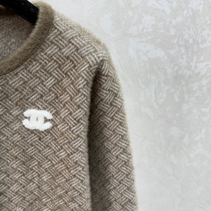 CHANEL 25S ROUND-NECK CARDIGAN 511
