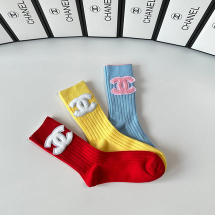 CHANEL 26S CREW SOCKS 389118 (1 BOX)
