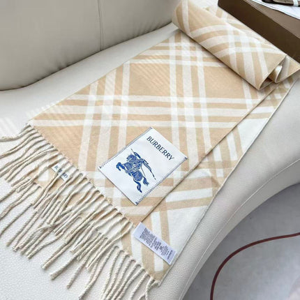 BURBERRY 26S SCARF 168 IN CASHMERE 513639