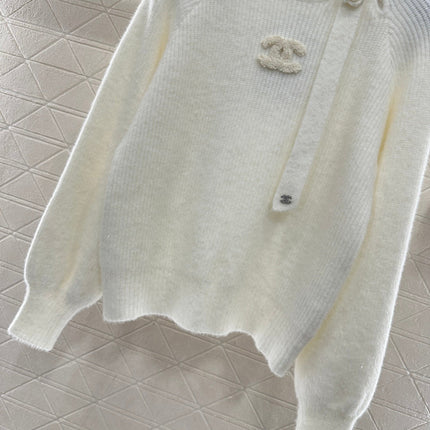 CHANEL 26S CREW NECK PULLOVER SWEATER 732