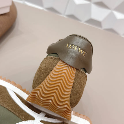 LOEWE 26S FLOW RUNNER SNEAKER IN DARK BROWN SUEDE AND CALFSKIN