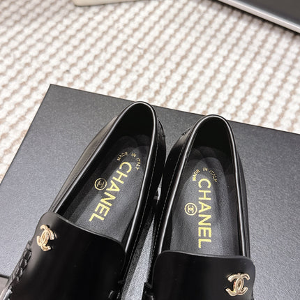 CHANEL 26S LOAFERS IN BLACK CALFSKIN