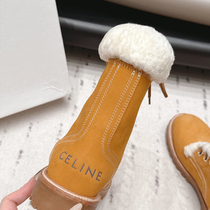 CELINE 26S LACE UP ANKLE BOOTS 40 MM IN TAN SUEDE AND WHITE SHEARLING
