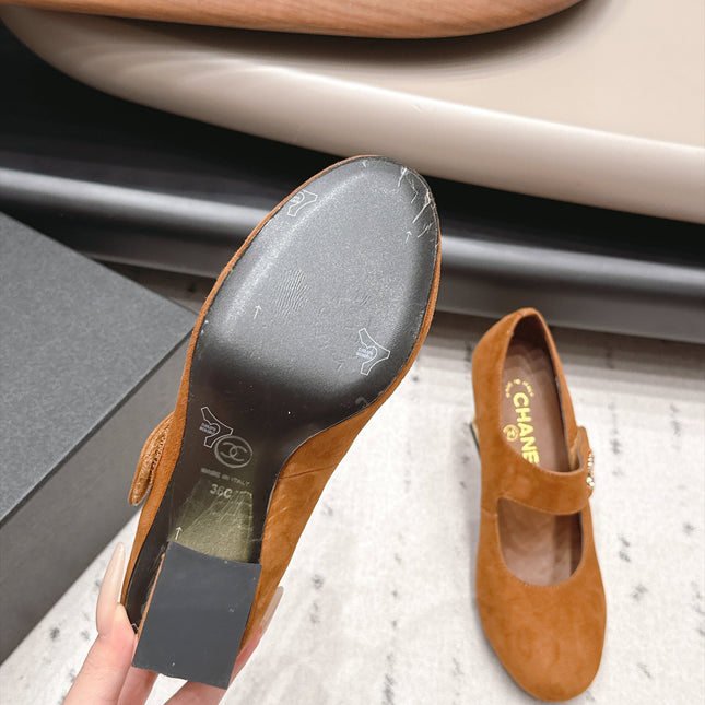 CHANEL 26S MARY JANE BLOCK HEEL PUMPS 80 MM IN BROWN SUEDE
