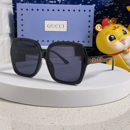 GUCCI 26S SQUARE FRAME IN ACETATE 424622