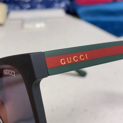 GUCCI 26S SQUARE FRAME IN ACETATE 424644