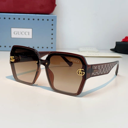 GUCCI 26S OVERSIZED SQUARE FRAME IN ACETATE 424519