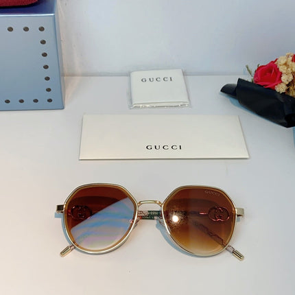 GUCCI 26S POLYGONAL FRAME IN METAL 426442