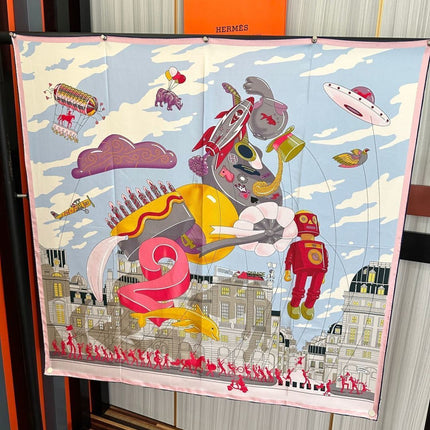HERMES 26S SCARF 90 IN SILK 496098