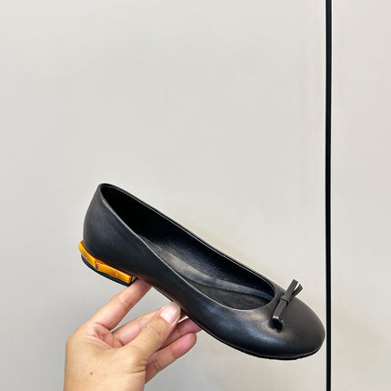 GUCCI 26S ROUND TOE BALLET FLATS IN BLACK LAMBSKIN