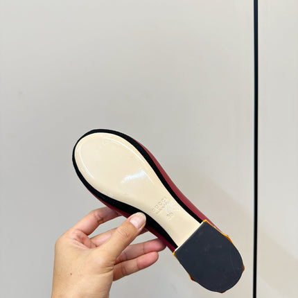 GUCCI 26S ROUND TOE BALLET FLATS IN DARK RED LAMBSKIN