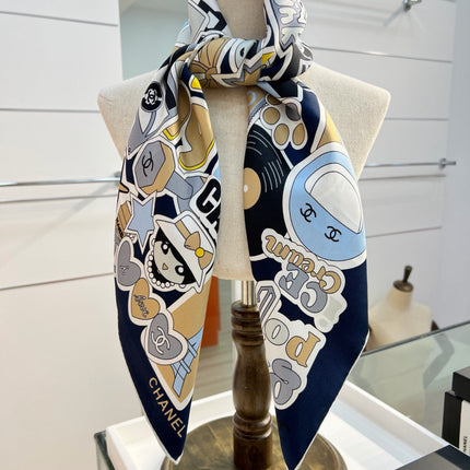 CHANEL 26S SCARF 90 IN SILK 313365