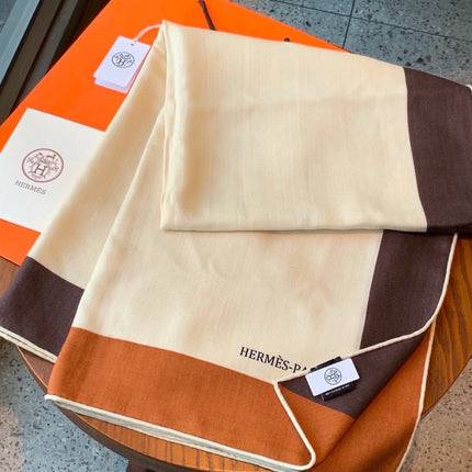 HERMES 26S SCARF 140 IN SILK AND CASHMERE 496036