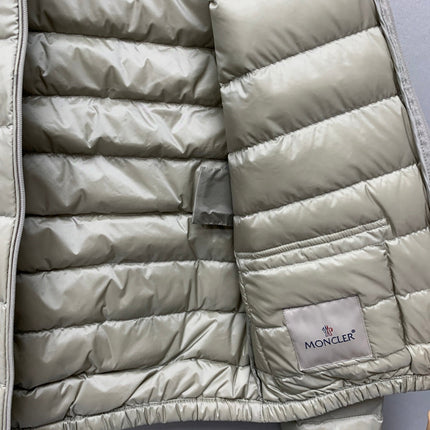 MONCLER 26S SHORT DOWN JACKET 791