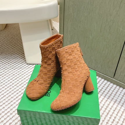 BOTTEGA VENETA 26S INTRECCIATO BOOTS 70 MM IN BROWN SUEDE