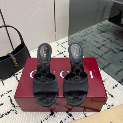 GUCCI 26S CRYSTAL-HEEL SANDALS 100 MM IN BLACK SATIN