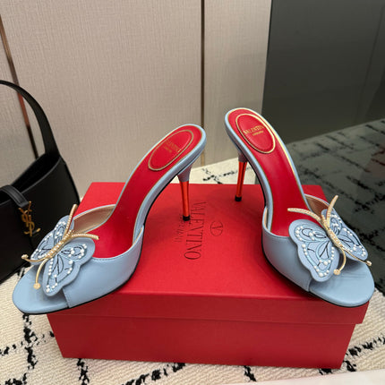 VALENTINO 26S BUTTERFLY HEEL SANDALS IN LIGHT BLUE CALFSKIN