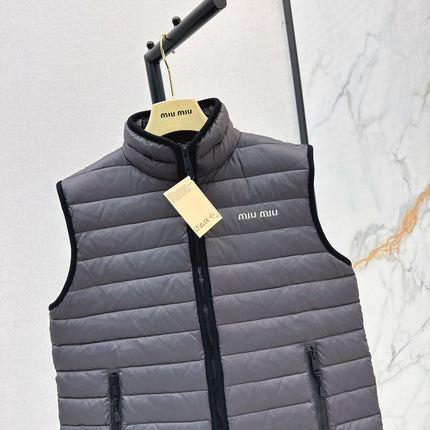 MIUMIU DOWN VEST 99400