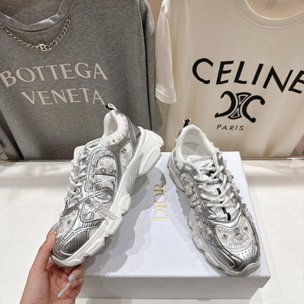 DIOR 25S SNEAKER IN SILVER LAMBSKIN AND MESH FABRIC WITH PEARL DETAILING