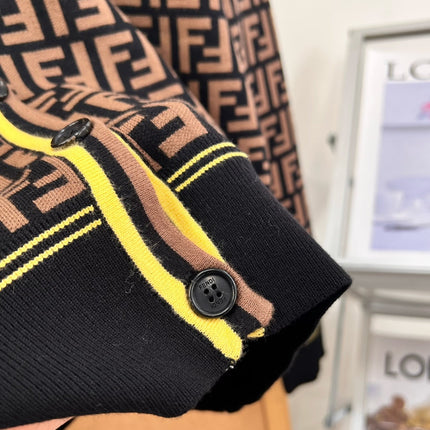 FENDI 26S V-NECK KNIT CARDIGAN 533