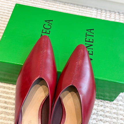 BOTTEGA VENETA 26S HIGH-HEEL MULES 40 MM IN DARK RED CALFSKIN