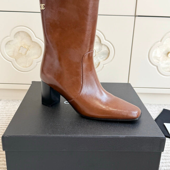 CHANEL 26S HIGH HEEL ANKLE BOOTS 70 MM IN BROWN CALFSKIN SQUARE TOE