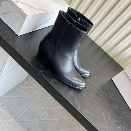 CELINE 26S ANKLE COWBOY BOOTS IN BLACK CALFSKIN POINTED TOE