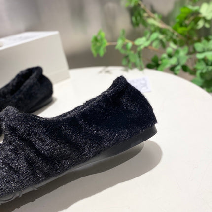 LOEWE 26S BALLET FLATS IN BLACK SHEARLING