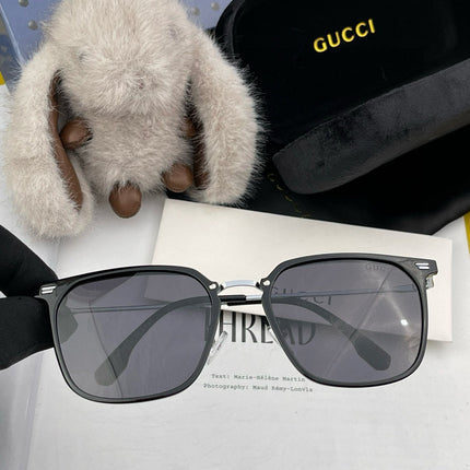 SQUARE FRAME SUNGLASSES G81937 IN ACETATE AND METAL