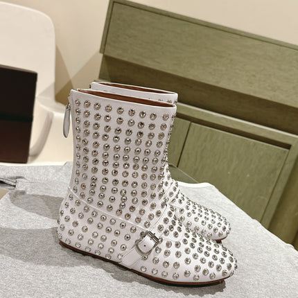 ALAIA SHORT BOOTS IN WHITE LAMBSKIN ATTACH RHINSTONES