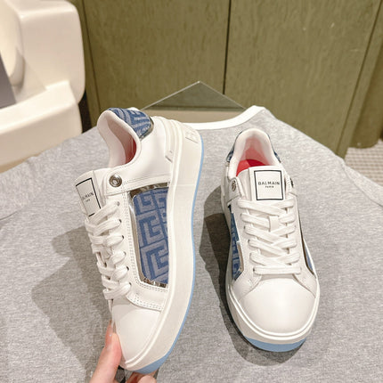 BALMAIN 26S SNEAKERS IN WHITE CALFSKIN AND BLUE CANVAS WITH BLUE SOLE