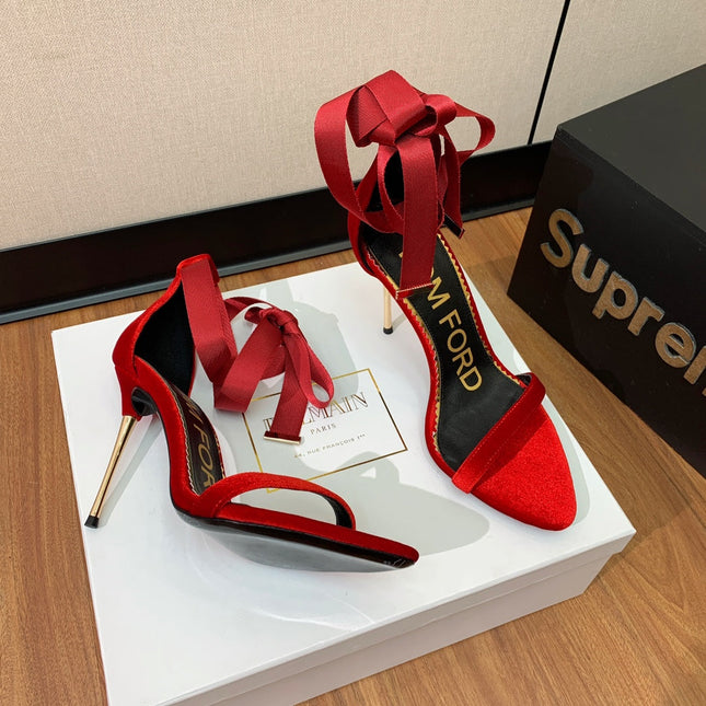 ANKLE SANDAL 10 CM IN RUBY RED VELVET AND SILK