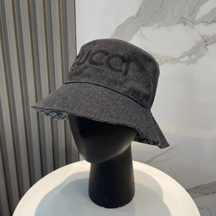 GUCCI 26S REVERSIBLE BUCKET HAT STYLE 14