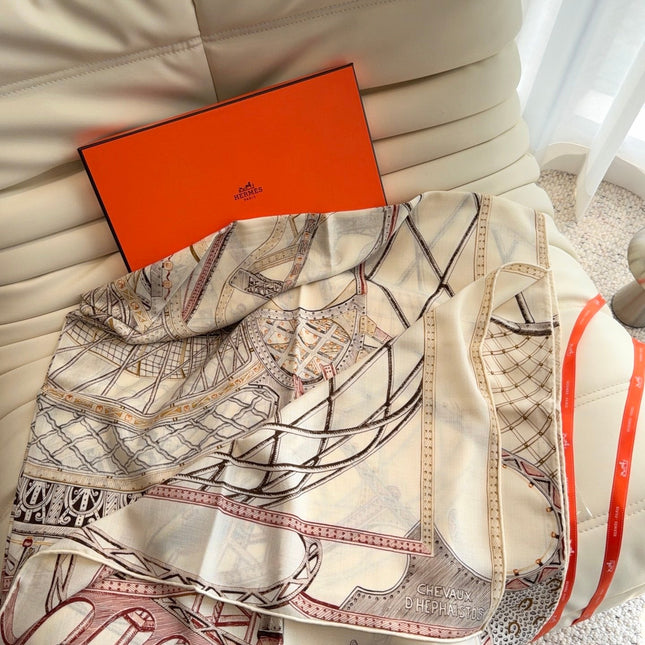 HERMES 26S SCARF 140 IN SILK AND CASHMERE 498304