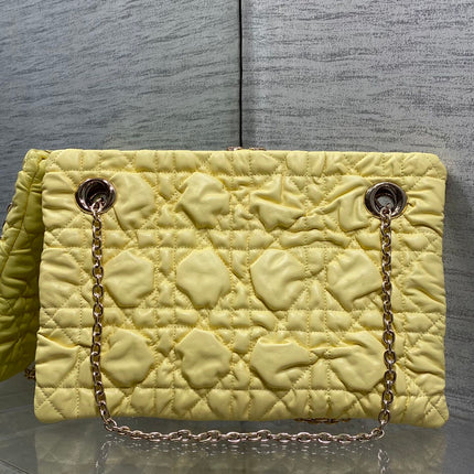 DIOR 26S MILLY-LA-FORET BAG 33 IN LIGHT YELLOW PUFFY MACROCANNAGE CALFSKIN GOLD HARDWARE